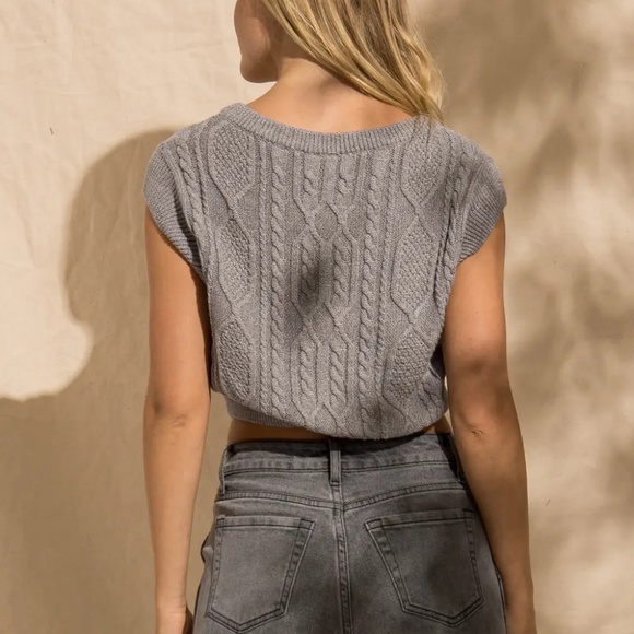 Gray Thigh High Cable Knit Socks & Sweater Combo - Picture 3 of 5